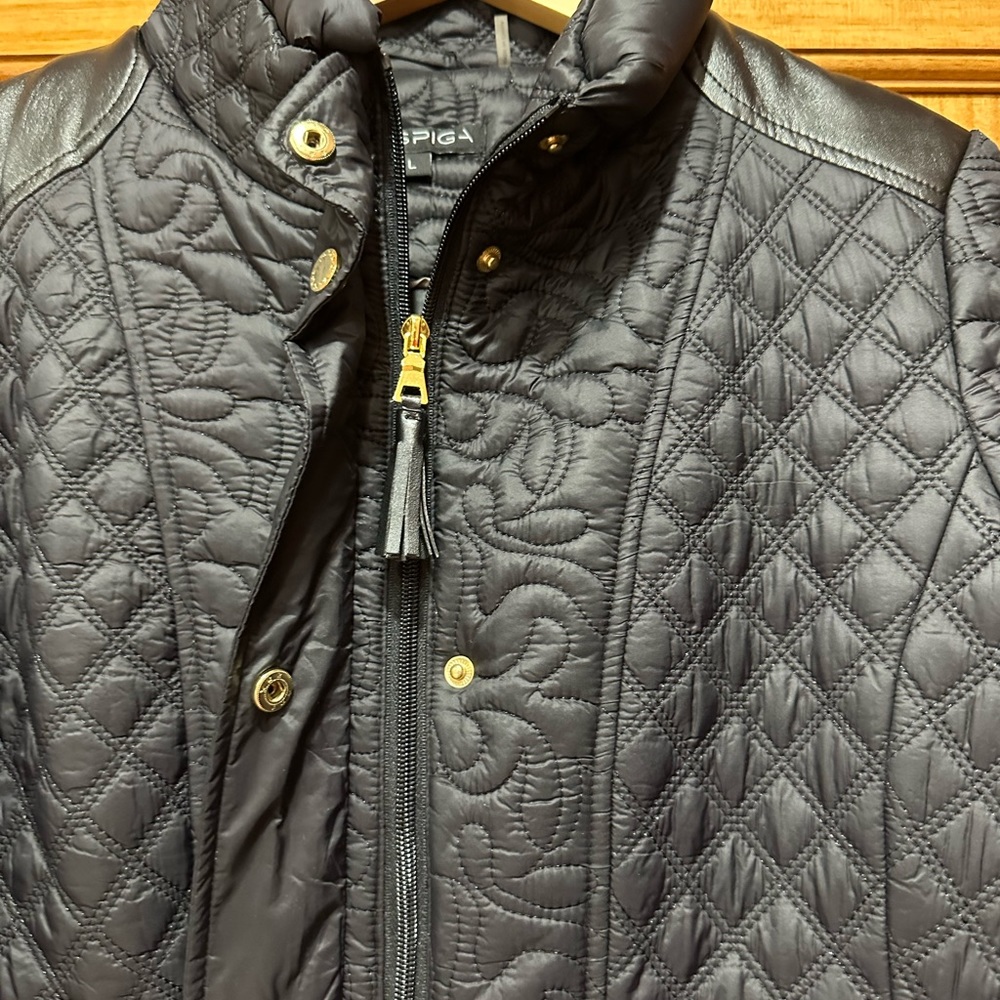 Jacket - Picture 9 of 10